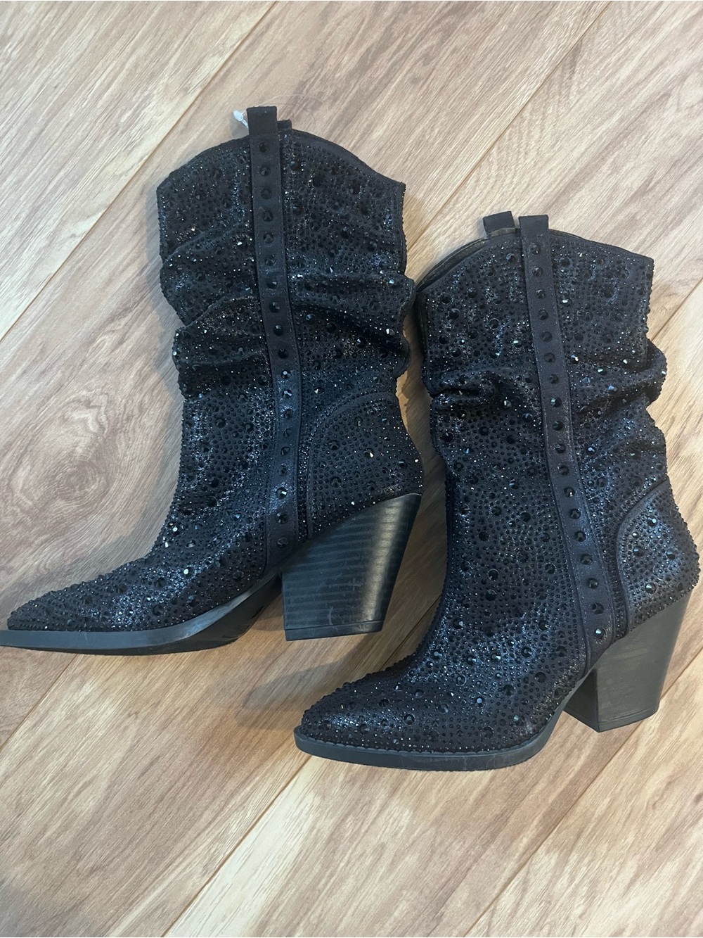 Vintage Zellya slouch black rhinestone cowgirl booties